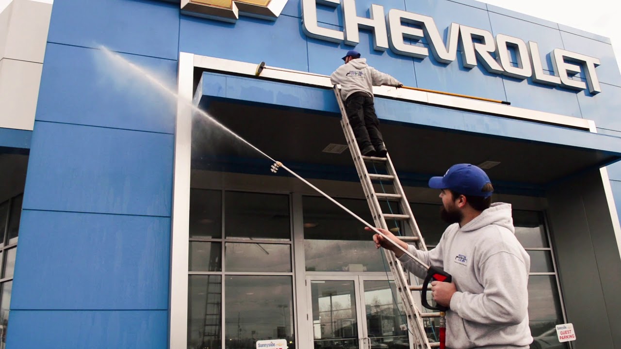 Pristine Clean’s Commercial Pressure Washing Services