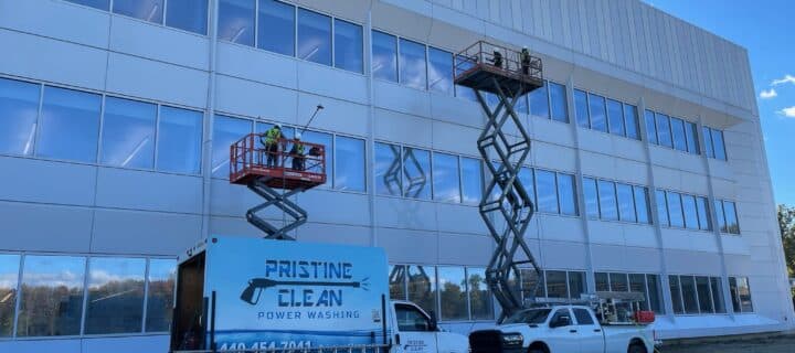 Commercial Pressure Washing